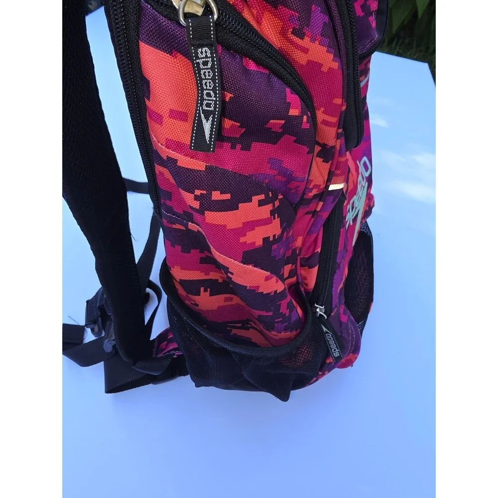 Speedo Teamster Backpack 25L Pink Digicam Colorful Waterproof Wet Compartment
